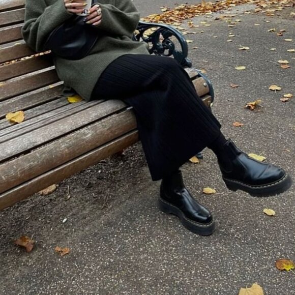 Forever 21 Dresses & Skirts - F21 Ribbed Pencil Skirt